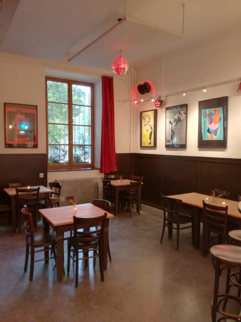 Ausstellungen
